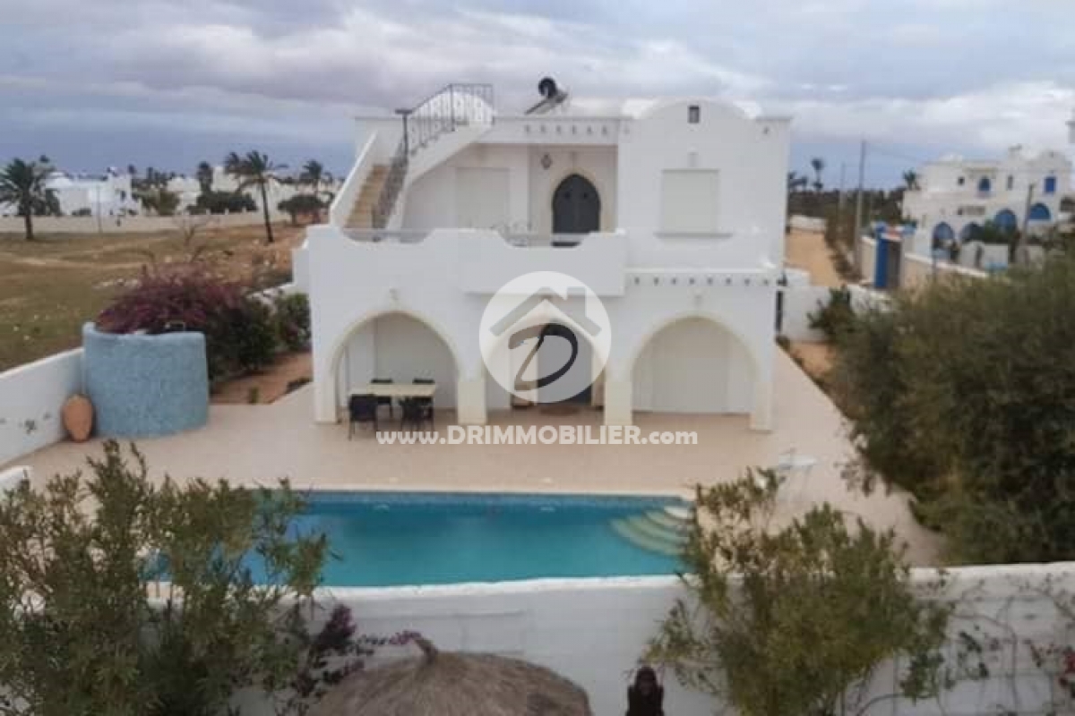 L265 -                            بيع
                           Villa avec piscine Djerba