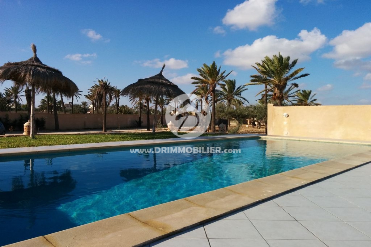 L268 -                            بيع
                           VIP Villa Djerba
