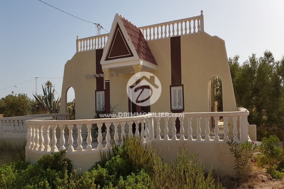 V195 -                            بيع
                           Villa Djerba