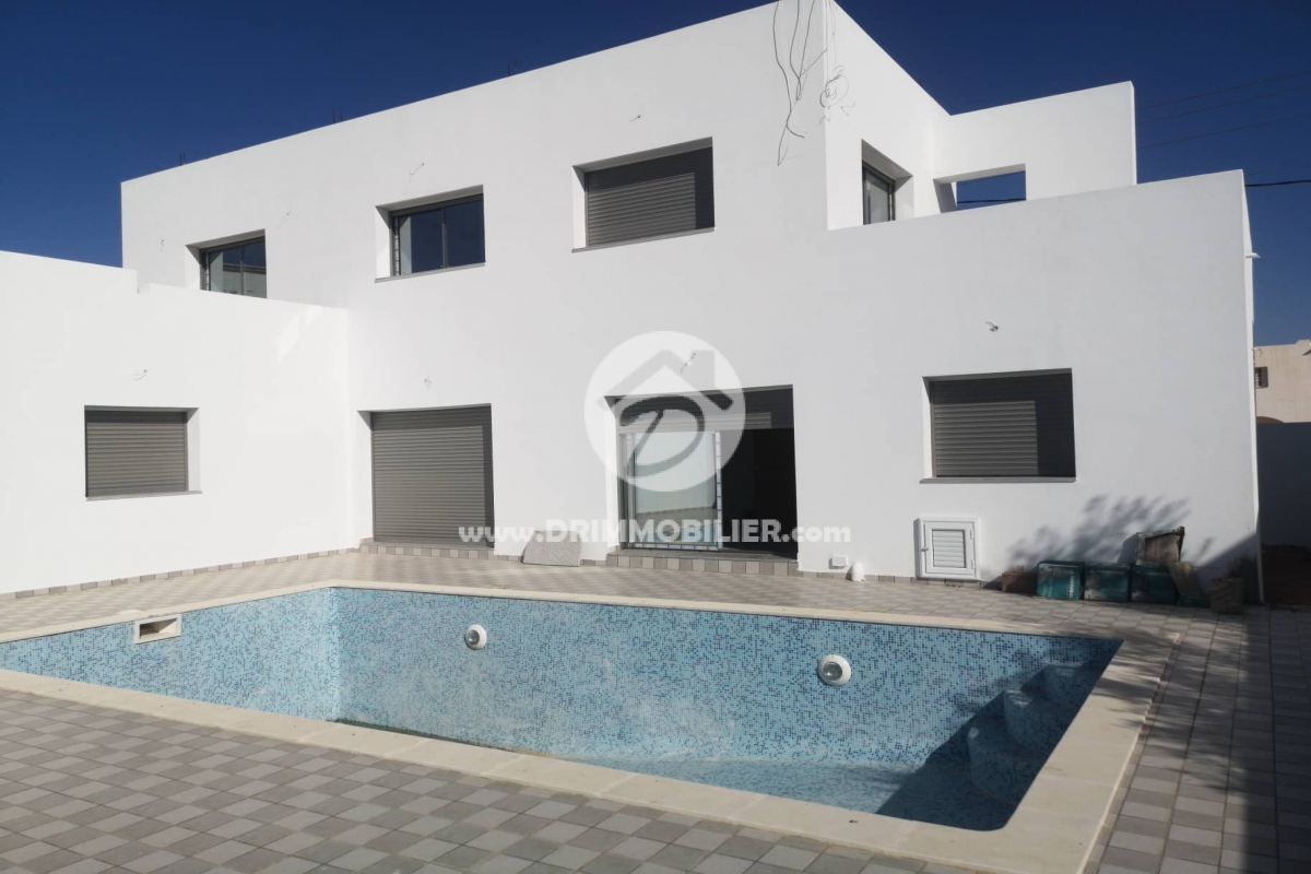 V353 -                            Sale
                           Villa avec piscine Djerba