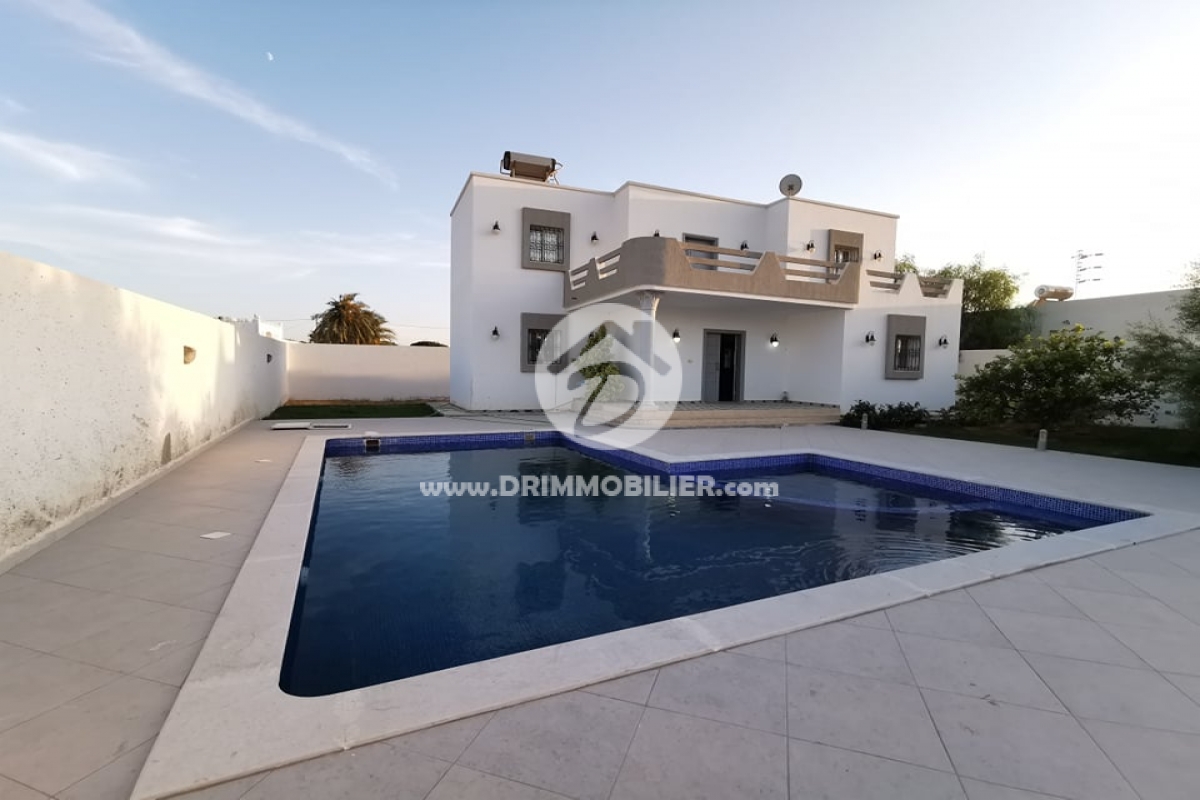 V488 -                            بيع
                           Villa avec piscine Djerba