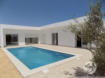 L244 -                            بيع
                           Villa avec piscine Djerba