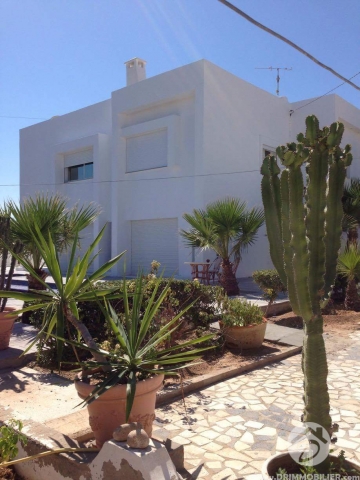 L245 -                            Koupit
                           Villa avec piscine Djerba