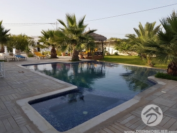 L245 -                            Vente
                           Villa avec piscine Djerba