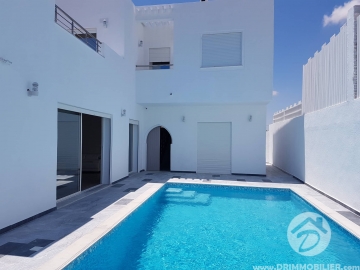 L283 -                            بيع
                           Villa avec piscine Djerba