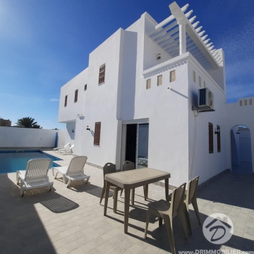 L322 -                            بيع
                           Villa avec piscine Djerba