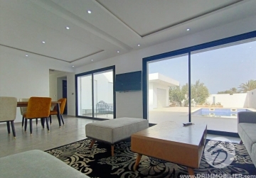 L324 -                            بيع
                           Villa avec piscine Djerba