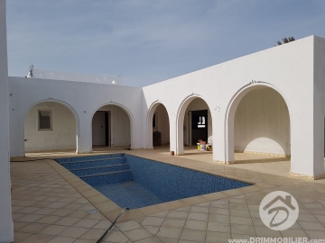 V295 -                            بيع
                           Villa avec piscine Djerba
