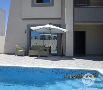 V401 -                            بيع
                           Villa avec piscine Djerba