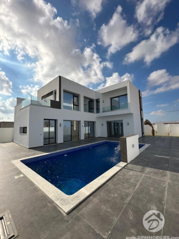  V621 -    Villa avec piscine Djerba