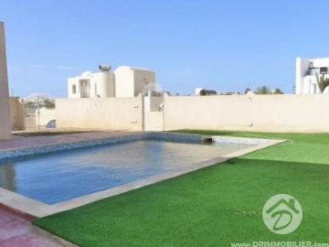 V68 -                            بيع
                           Villa avec piscine Djerba