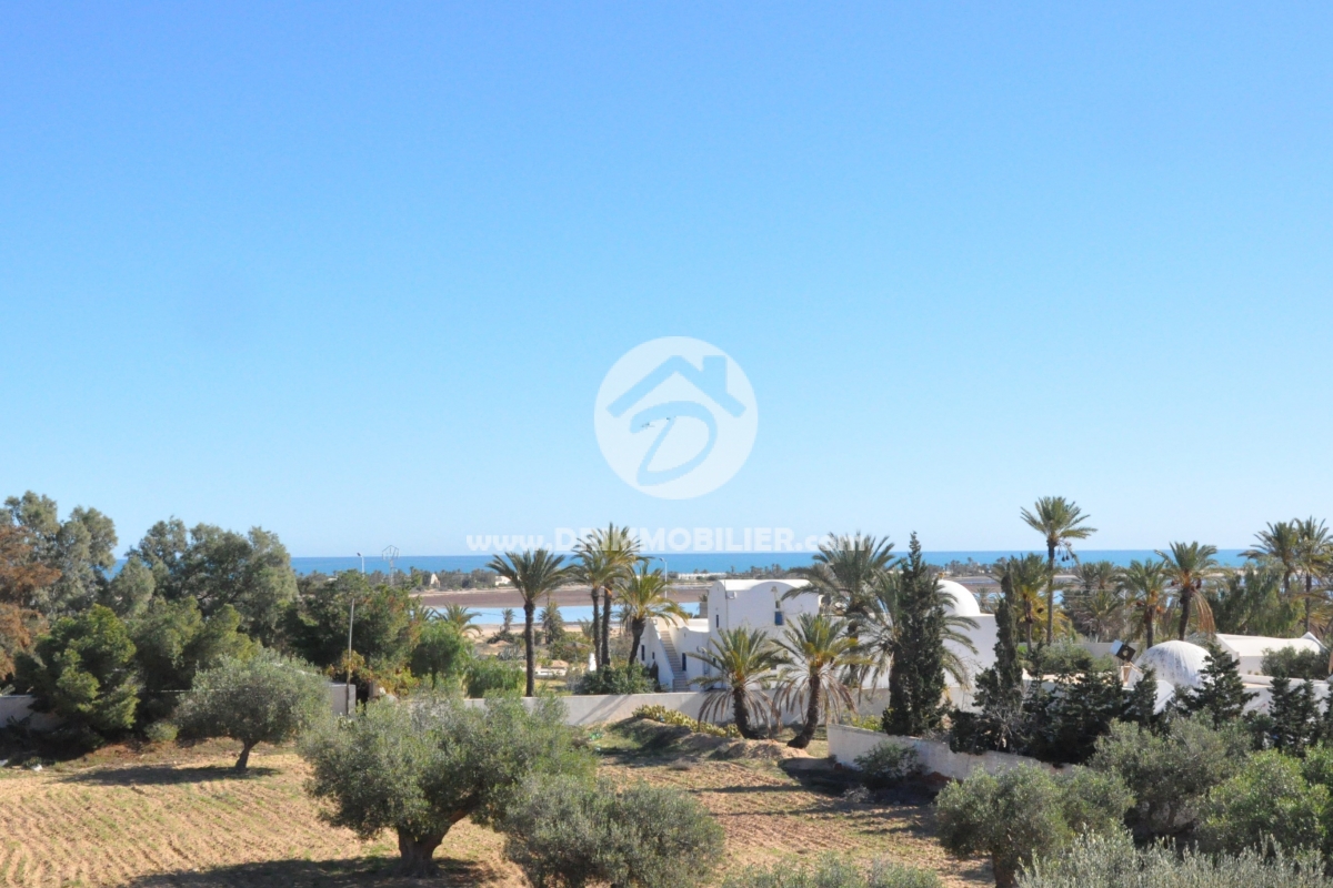 L155 -                            بيع
                           Villa avec piscine Djerba