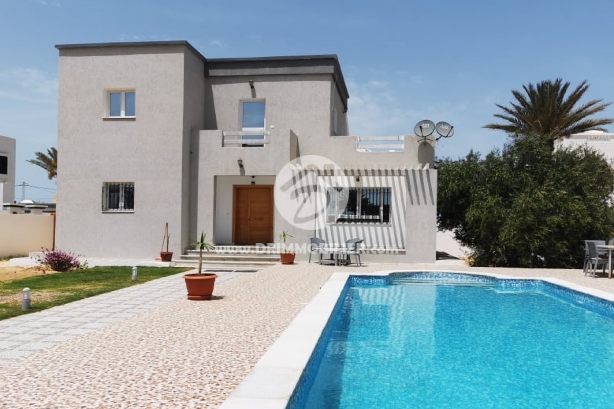 L328 -                            بيع
                           Villa avec piscine Djerba