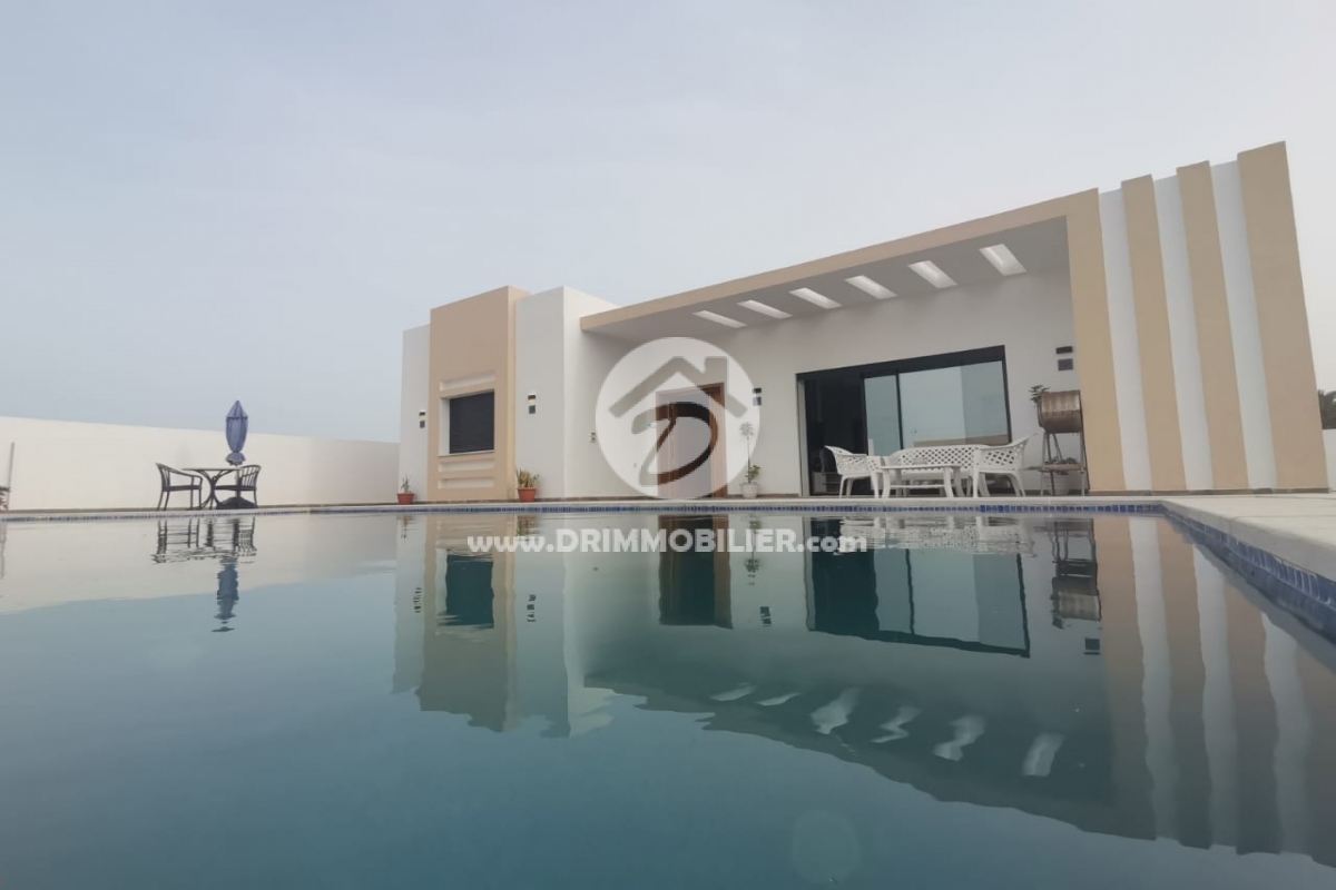 L345 -                            Vente
                           Villa avec piscine Djerba