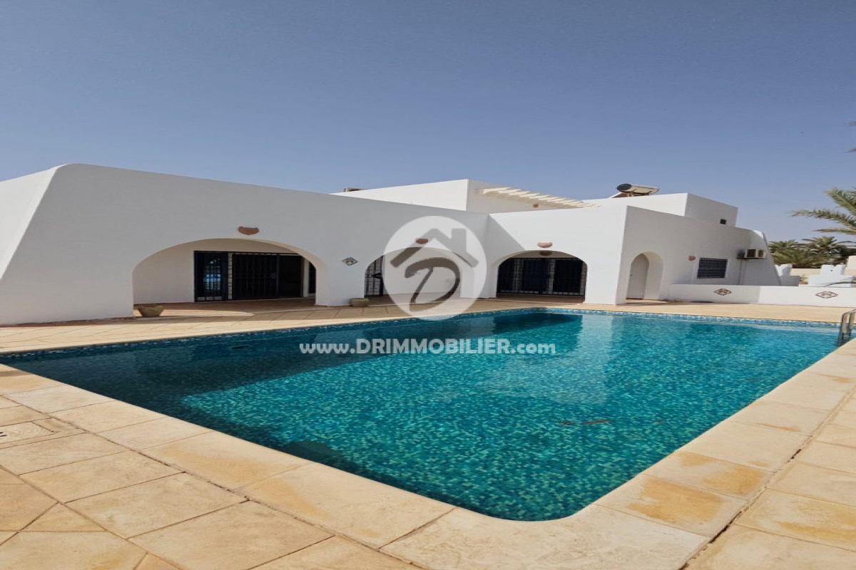 L409 -                            Vente
                           Villa avec piscine Djerba