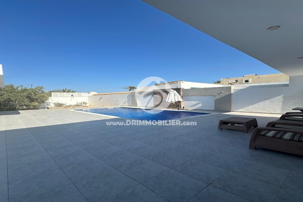 L417 -                            Sale
                           Villa avec piscine Djerba