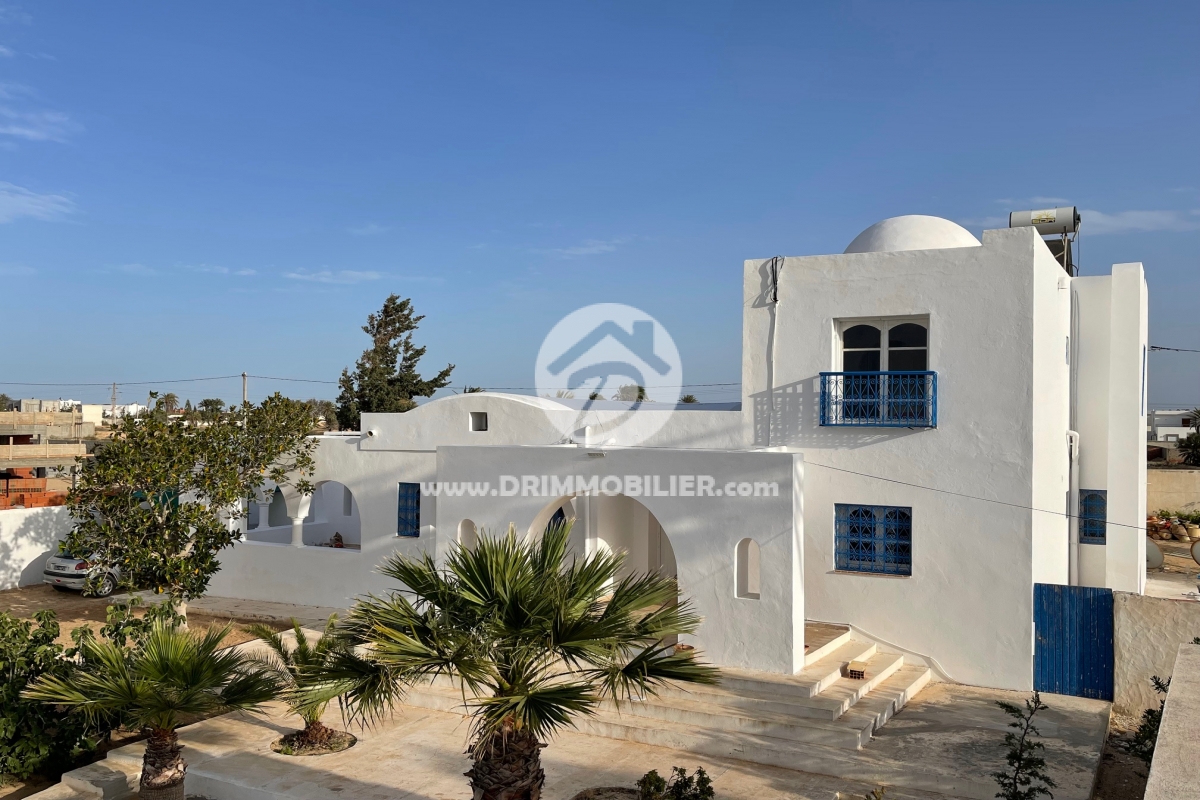 L419 -                            Sale
                           Villa avec piscine Djerba