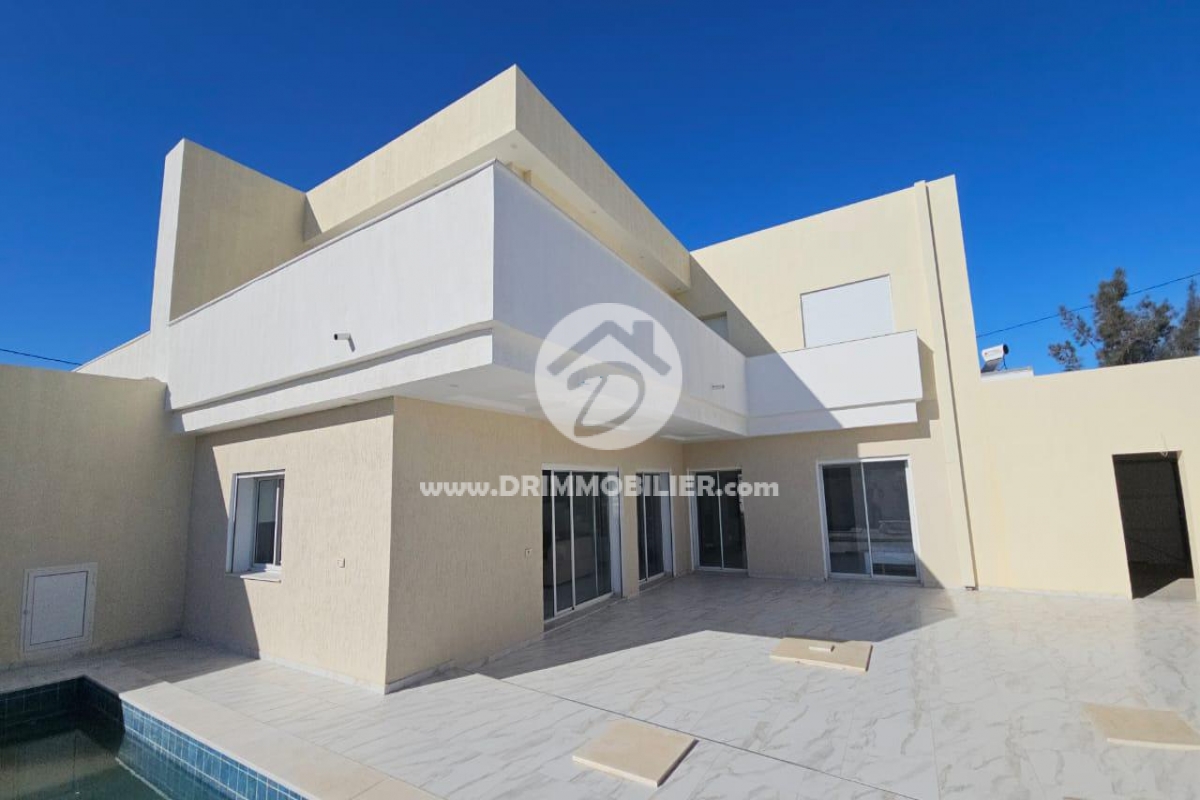 L422 -                            Sale
                           Villa avec piscine Djerba