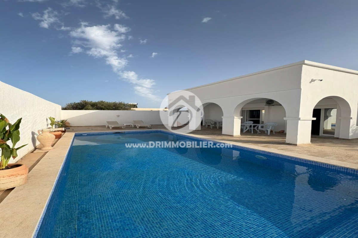 L437 -                            Sale
                           Villa avec piscine Djerba