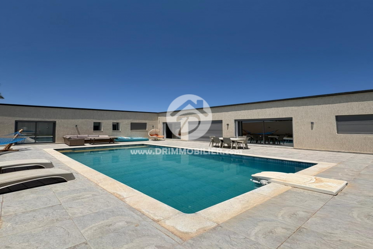 L439 -                            Sale
                           Villa avec piscine Djerba