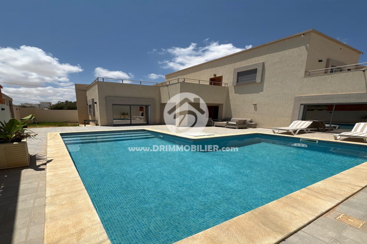 L447 -                            Vente
                           Villa avec piscine Djerba