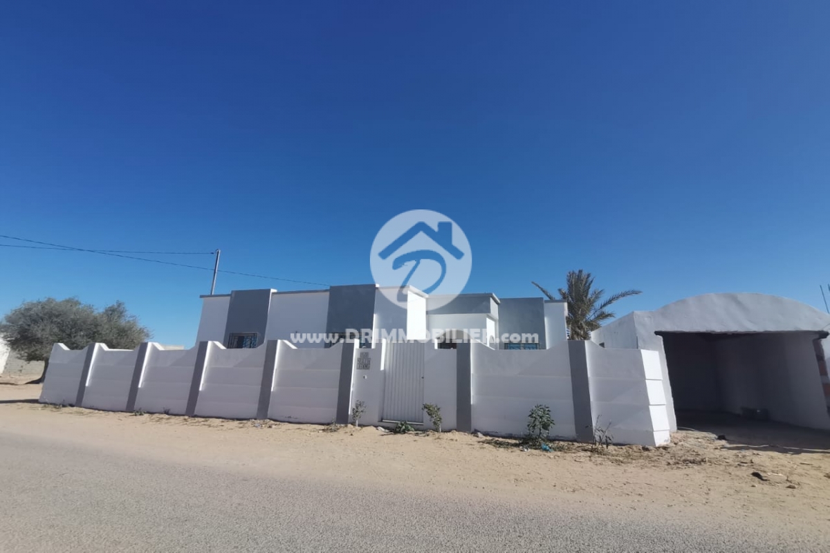V527 -                            Koupit
                           Villa Djerba