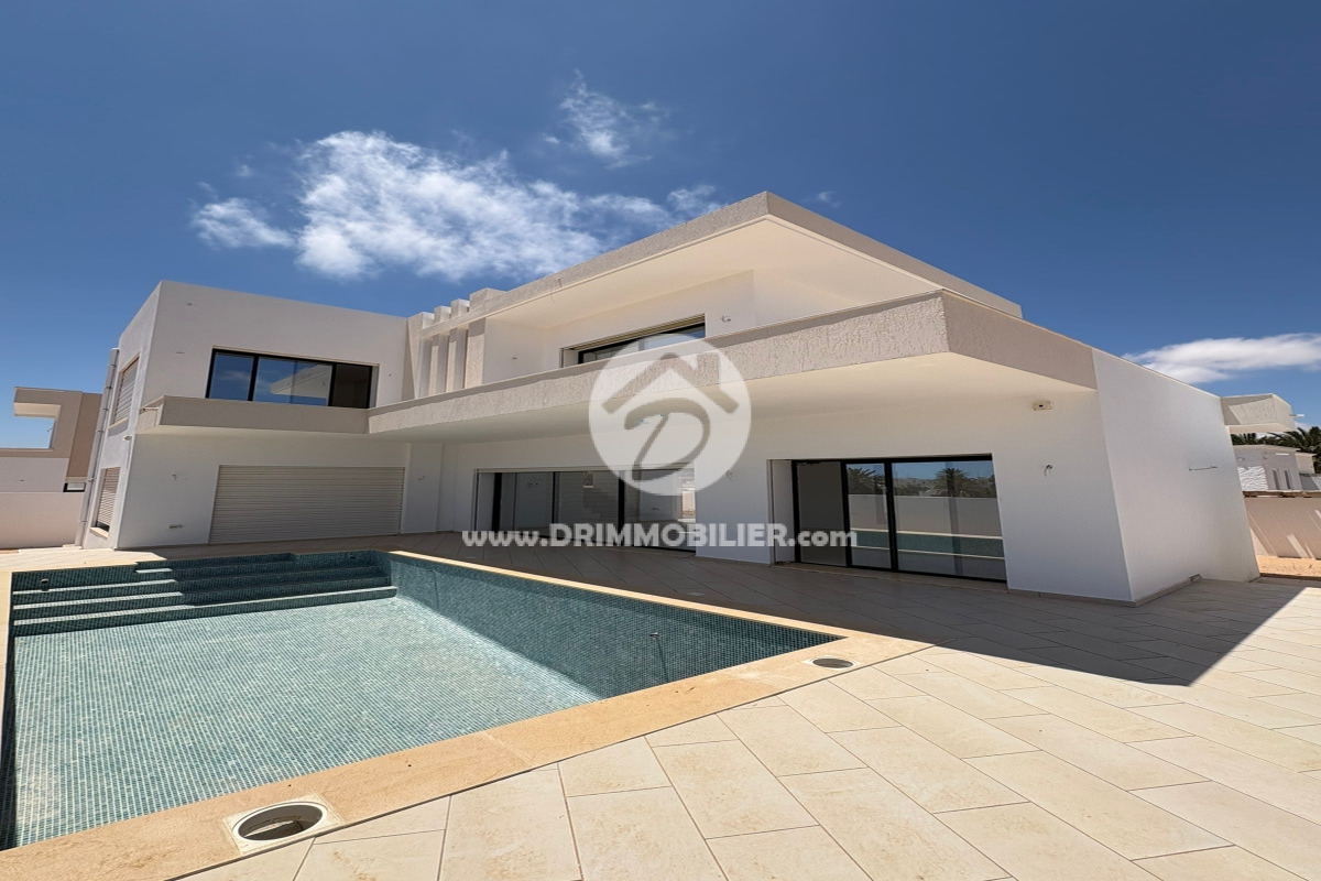 V694 -                            Koupit
                           Villa avec piscine Djerba