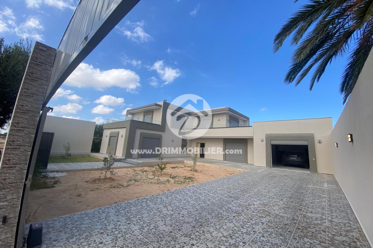V720 -                            Vente
                           Villa avec piscine Djerba