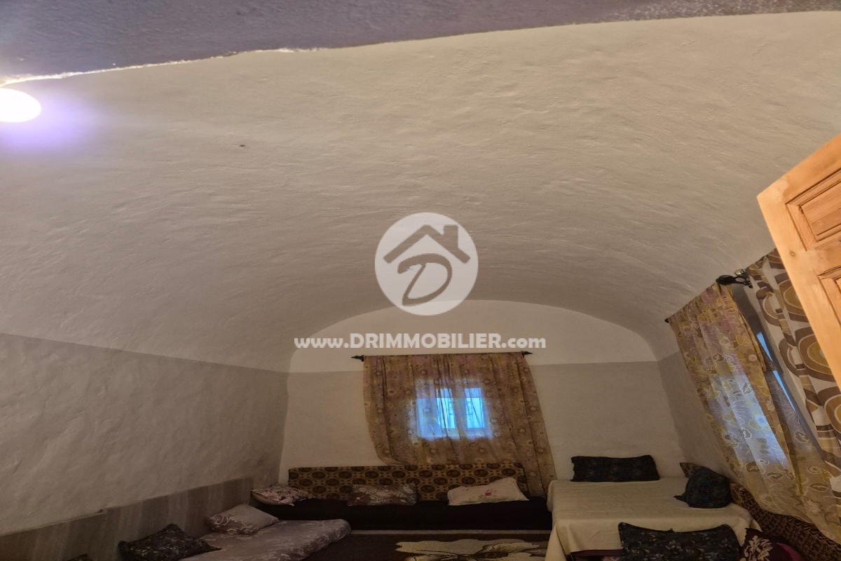 V757 -   Houch Djerbien Djerba