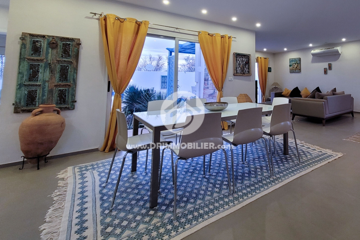 V768 -   Villa avec piscine Djerba