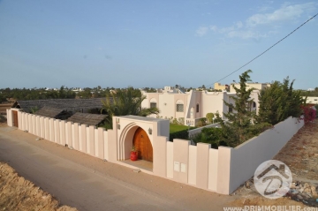  L166 -  Sale  Villa with pool Djerba