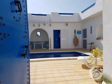 L174 -                            بيع
                           Villa avec piscine Djerba