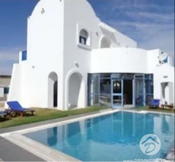  L269 -  Vente  Villa avec piscine Djerba