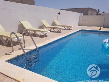 L279 -                            بيع
                           Villa avec piscine Djerba