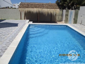 L303 -                            بيع
                           Villa avec piscine Djerba