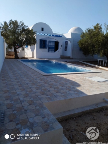  L304 -  Sale  Villa with pool Djerba