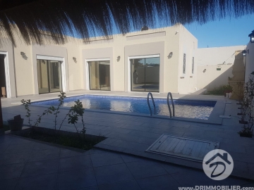  L315 -  Sale  Villa with pool Djerba