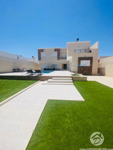 L336 -                            بيع
                           Villa avec piscine Djerba