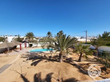 L344 -                            بيع
                           Villa avec piscine Djerba