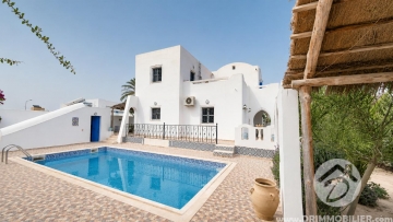  L353 -  Sale  Villa with pool Djerba