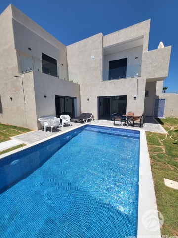 L354 -                            Vente
                           Villa avec piscine Djerba
