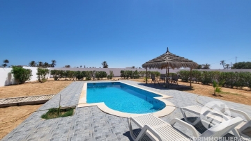  L385 -    Villa avec piscine Djerba