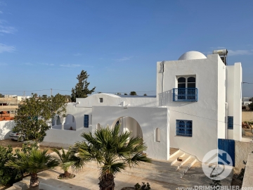 L419 -                            بيع
                           Villa avec piscine Djerba