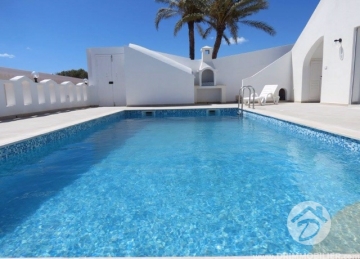  V280 -  Koupit  Vila s bazénem Djerba