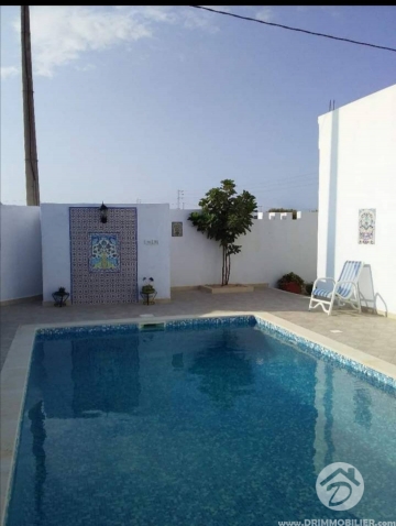 V325 -                            Sale
                           Villa avec piscine Djerba