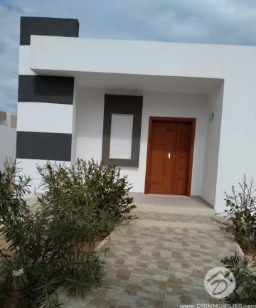 V431 -                            Sale
                           Villa avec piscine Djerba