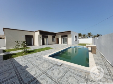 V494 -                            بيع
                           Villa avec piscine Djerba