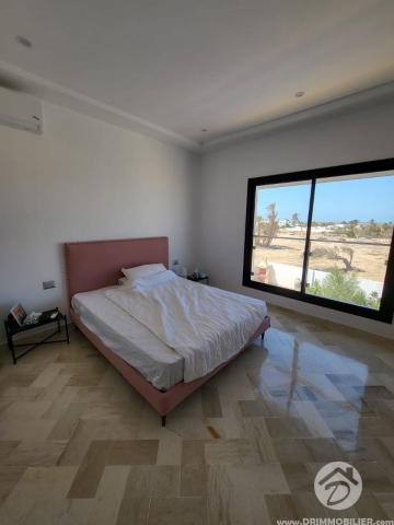 V546 -                            Sale
                           Villa avec piscine Djerba