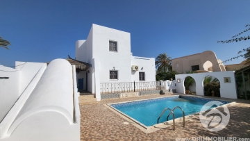 V574 -                            Vente
                           Villa avec piscine Djerba