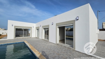 V643 -                            Vente
                           Villa avec piscine Djerba